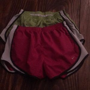 NIKE TEMPO RUNNING SHORTS NWOT